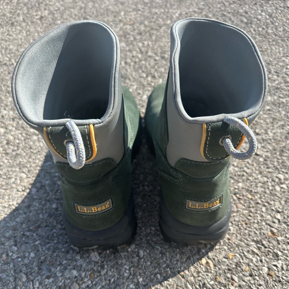L.L. Bean Forest Green Suede and Charcoal Thinsulate Snow Sneaker 5 Boots